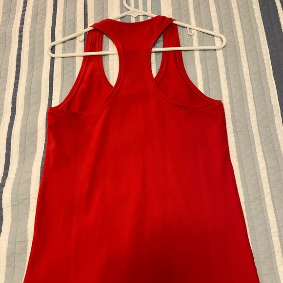 Athleta Tank top Red size Medium - Picture 2 of 2